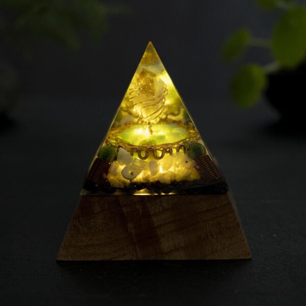 Orgonit Piramit – Sitrin – Aydınlatmalı